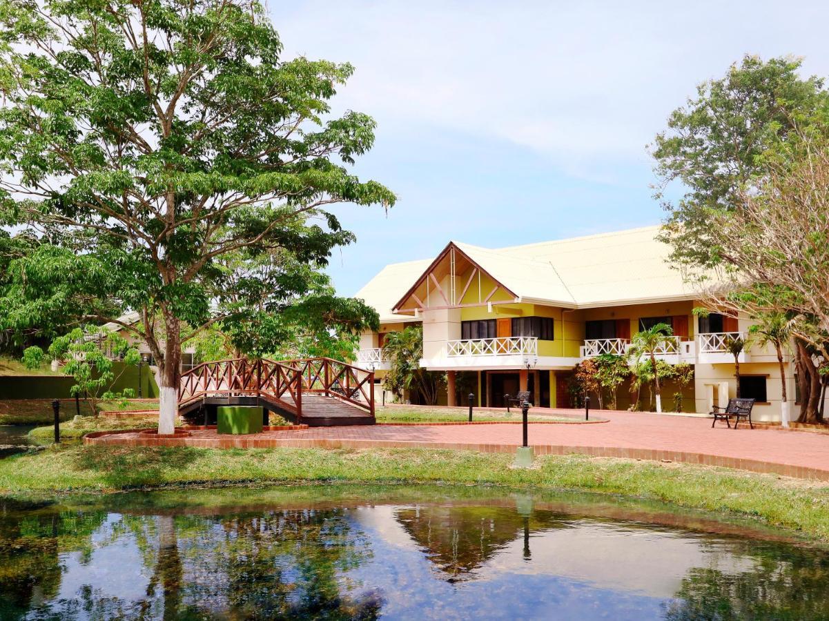 Hotel Faranda Guayacanes, A Member Of Radisson Individuals Chitré Zewnętrze zdjęcie